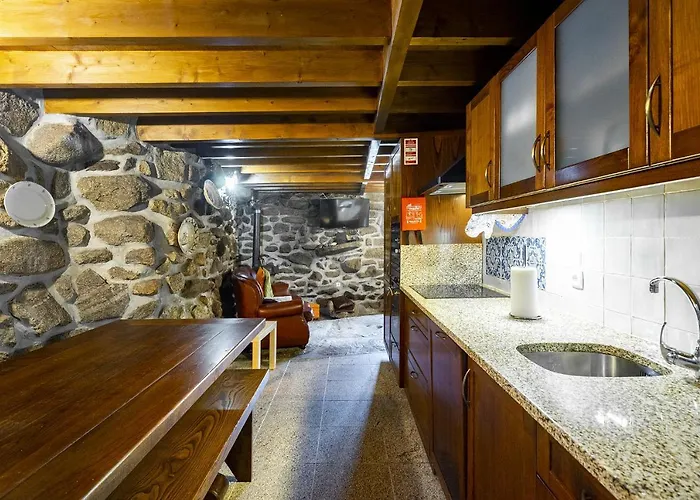 Isatour Casa Na Serra Holiday home Adsamo